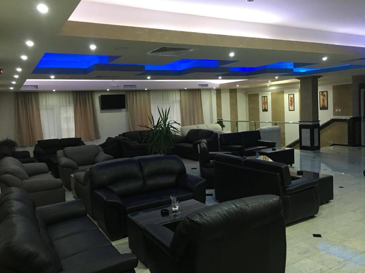 Hotel Odmaraliste Vidik Lazarevac Esterno foto