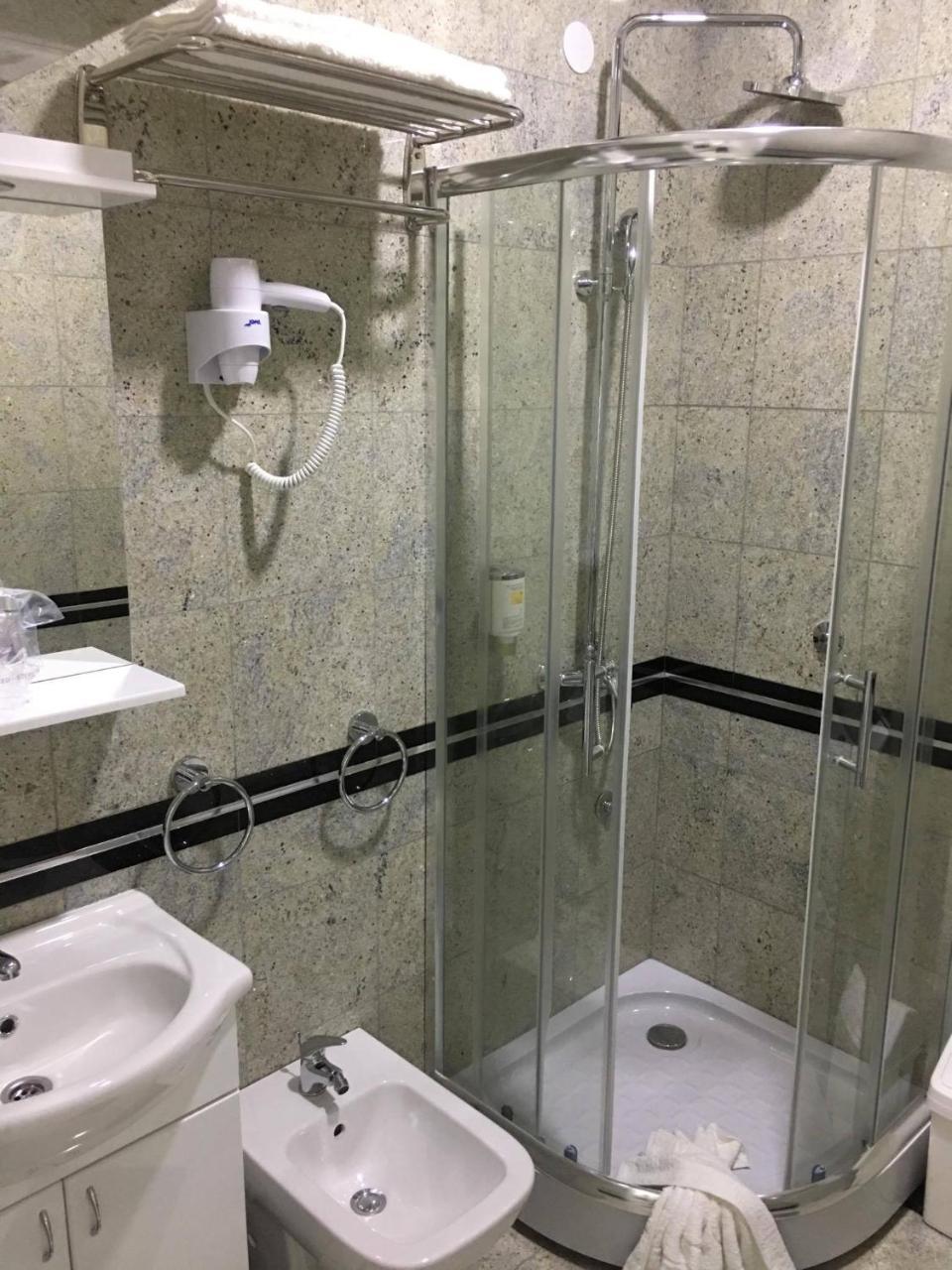 Hotel Odmaraliste Vidik Lazarevac Esterno foto