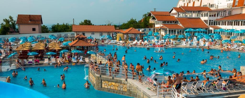 Hotel Odmaraliste Vidik Lazarevac Esterno foto